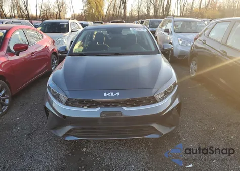 2022 Kia Forte Fe из США, поврежденный, VIN 3KPF24AD3NE499288
